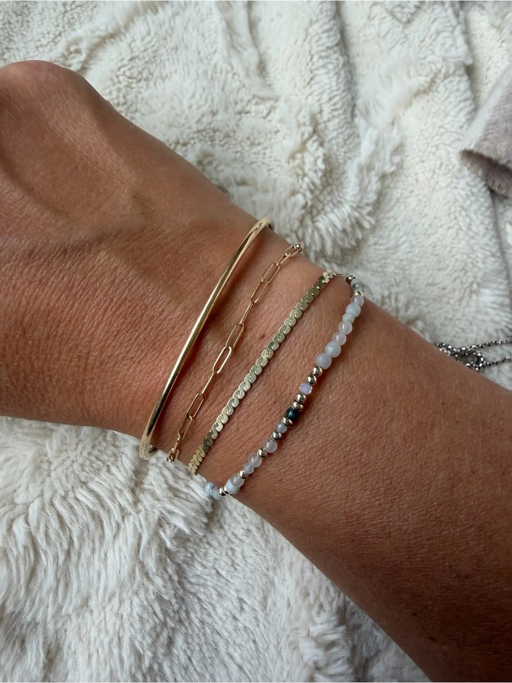 Mejuri sleek 14k